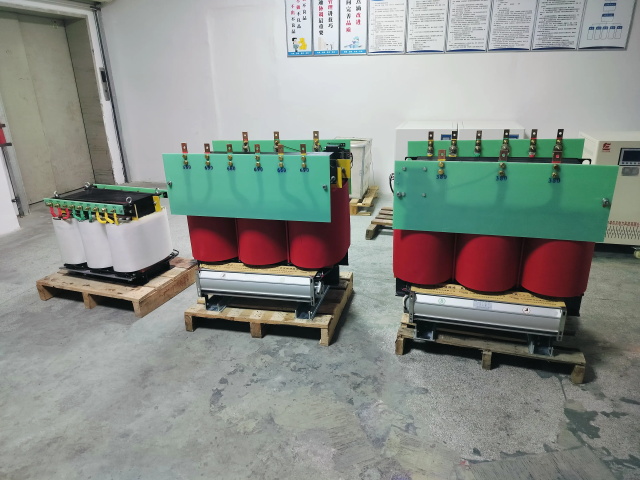 达尔罕茂明安联合KS11-1000KVA矿用变压器
